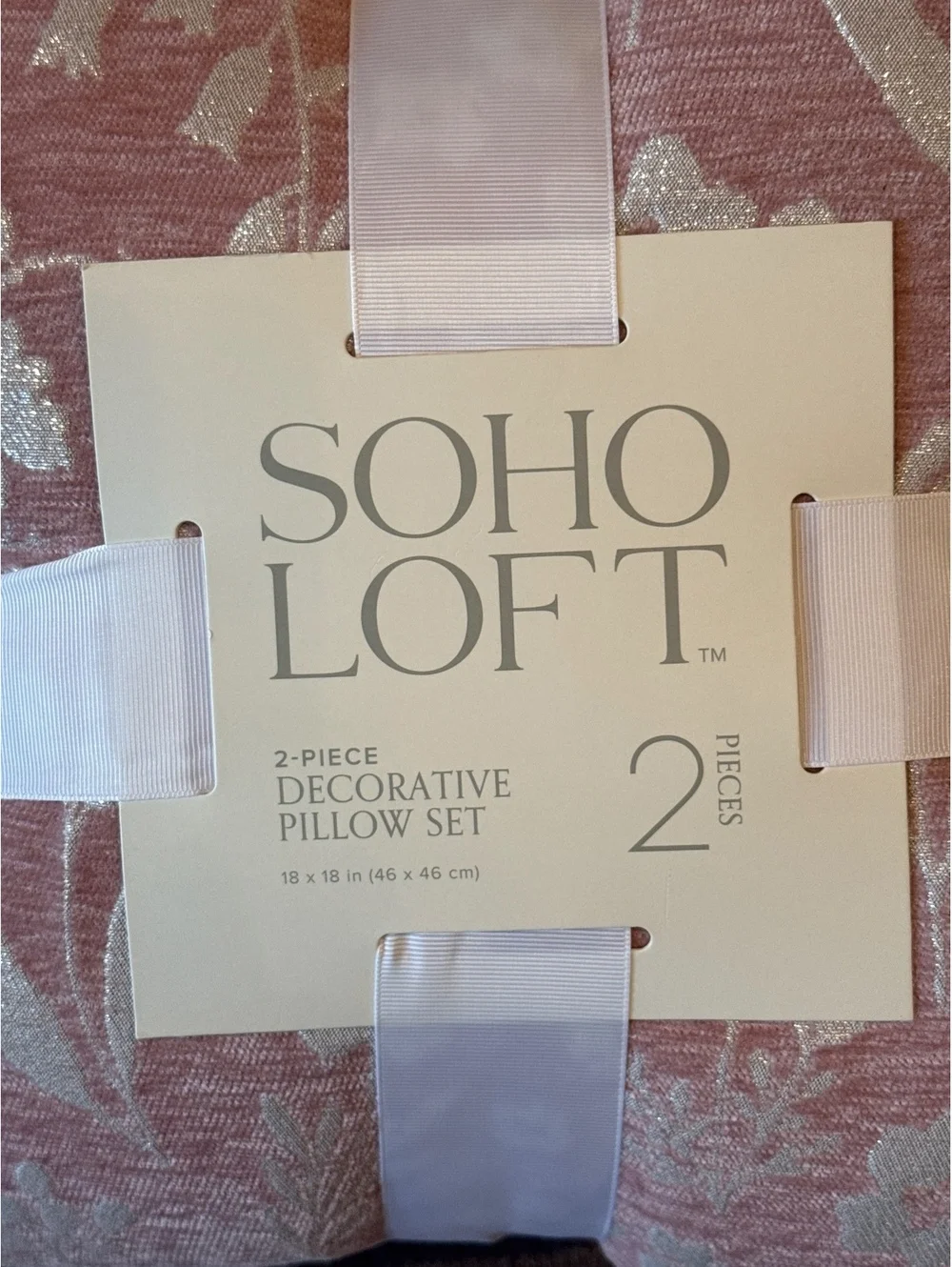 SOHO LOFT 2-Piece Decorative Pillow Set 18x18 Inches Pink Floral Polyester